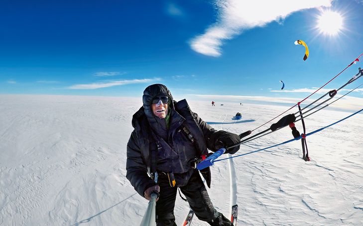 Thomas Ulrich quert Grönland mit Kite