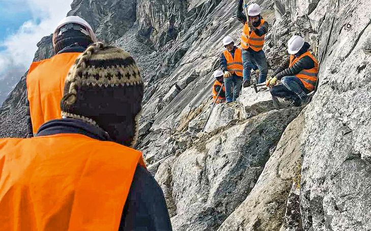 Lavoro per gli sherpa nel Nepal