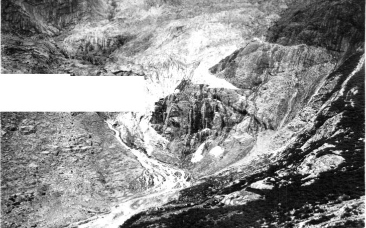 Les variations périodiques des glaciers des Alpes suisses  64e rapport, 1943