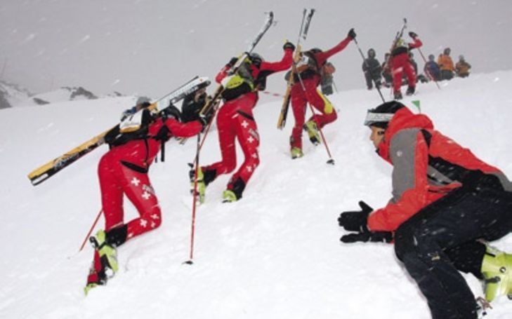 Moisson de médailles, foule de participants. Saison 2007/2008 de ski-alpinisme
