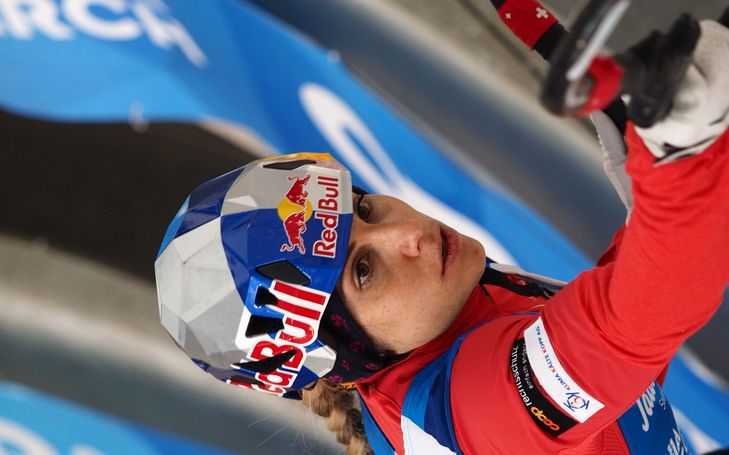 Petra Klingler ist Weltmeisterin im Eisklettern