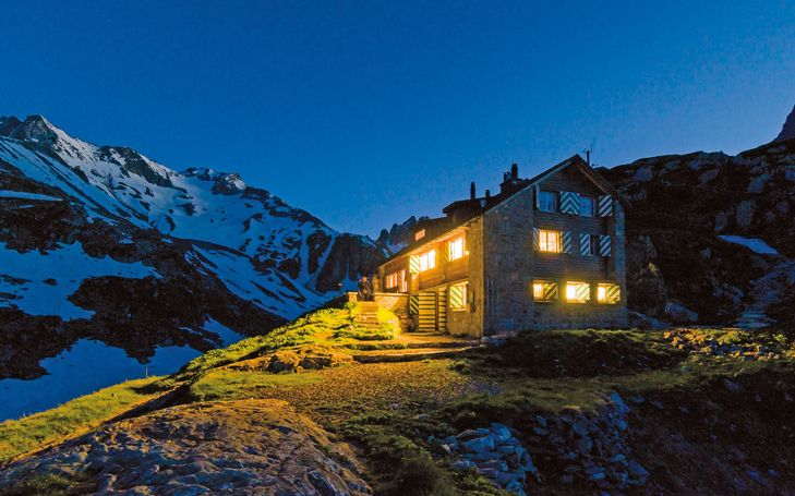 Cabanes des Alpes suisses